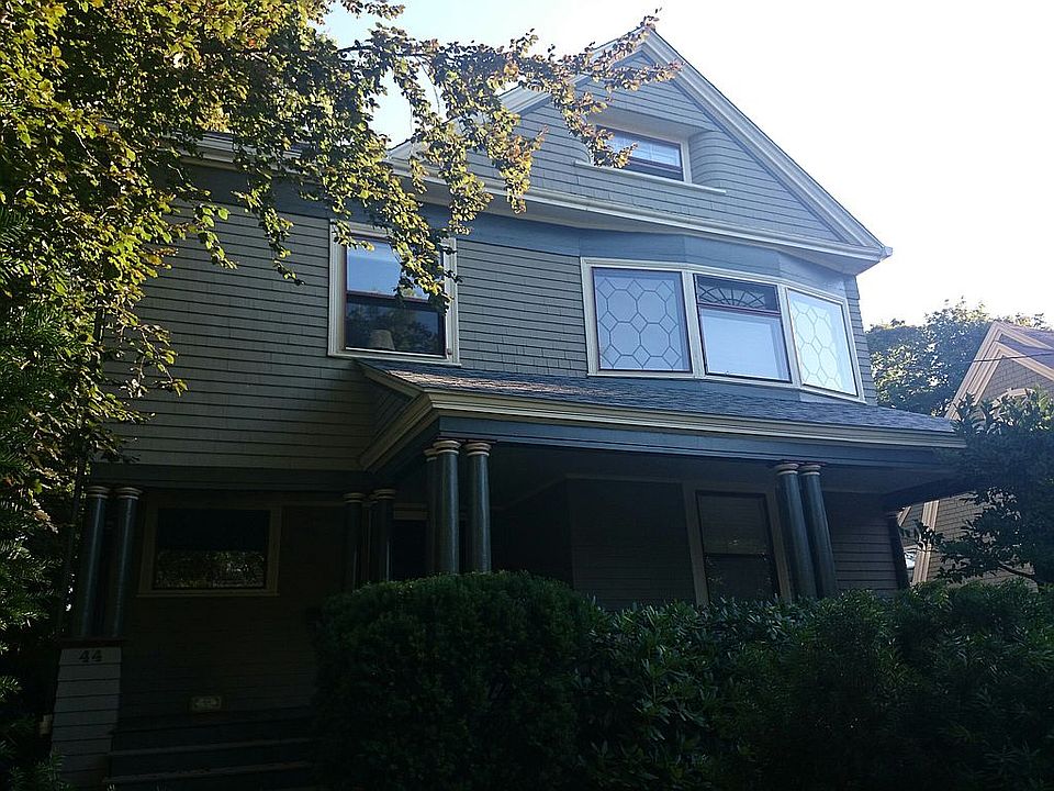 2nd image of 44 Allerton St