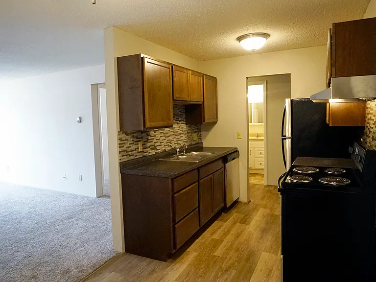 Silver Bell Apartments — Photo 9