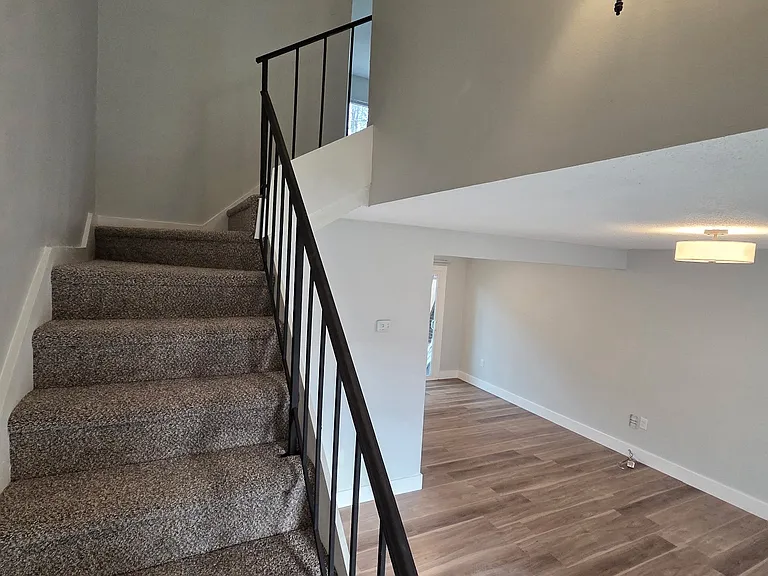 25 Martin St #17 — Photo 9