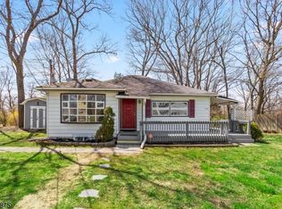330 Tulsa Trl, Hopatcong, NJ 07843