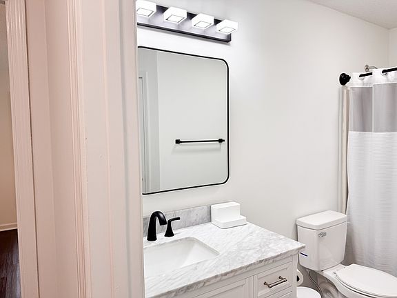 3rd image of 3209 S Senseney Cir