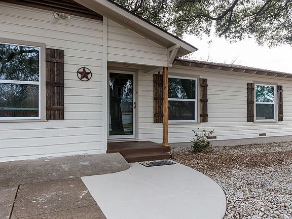 2nd image of 808 Lipan Dr