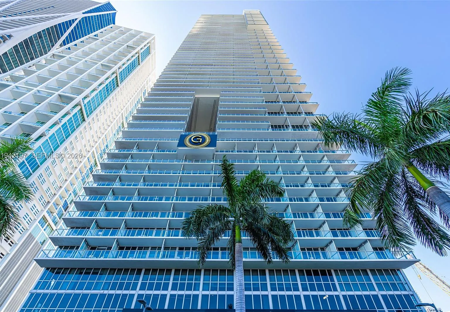 Marquis Condo — Photo 3