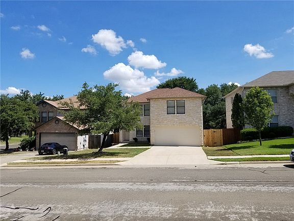 2nd image of 2703 Vinson Ct