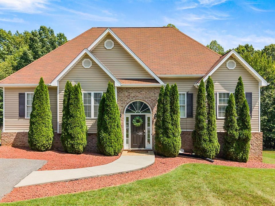 1st image of 91 Spring Oaks Dr