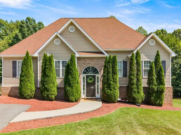 91 Spring Oaks Dr, Lynchburg, VA 24501