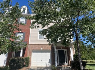 9768 Walkers Glen Dr, Concord, NC 28027