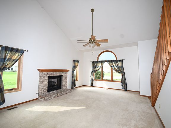5th image of 808 S Metzger Circle