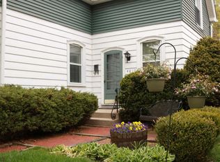 4810 N Elkhart Ave, Whitefish Bay, WI 53217