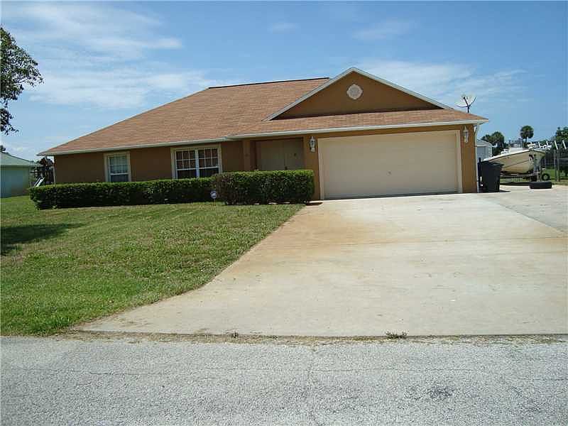 1st image of 142 S 19th Cir SW