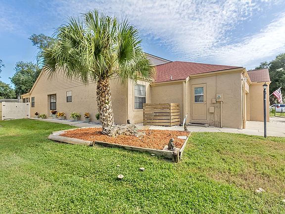 3rd image of 6151 Sequoia Dr