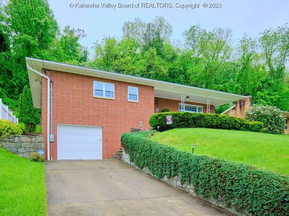 2633 Larwood Dr, Charleston, WV 25302