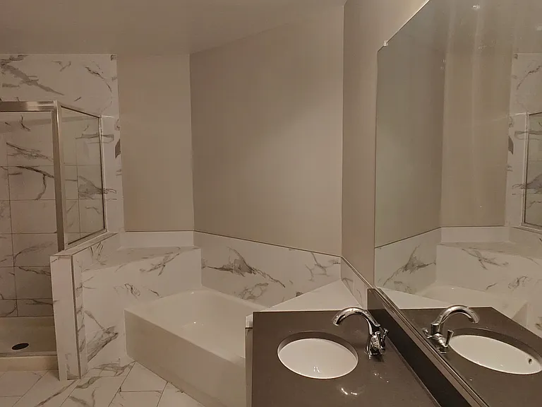 1831 Quaker Hollow Ln — Photo 6