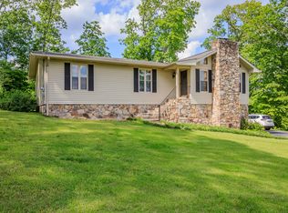 20 Battlefield Cir, Ringgold, GA 30736