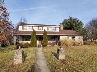 700 Daylight Dr, York, PA 17402
