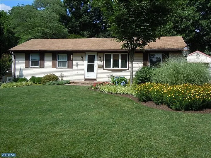 67 Henry Ave photo 1