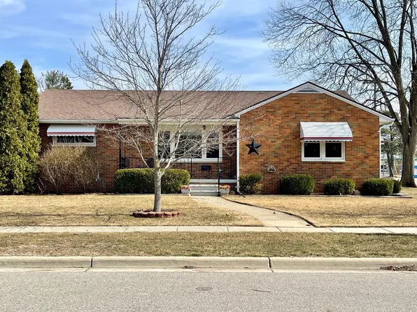 1116 Lee St, Milan, MI 48160