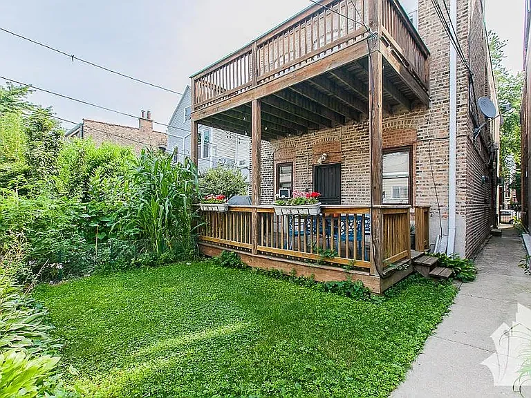1036 N Honore St #1R — Photo 5