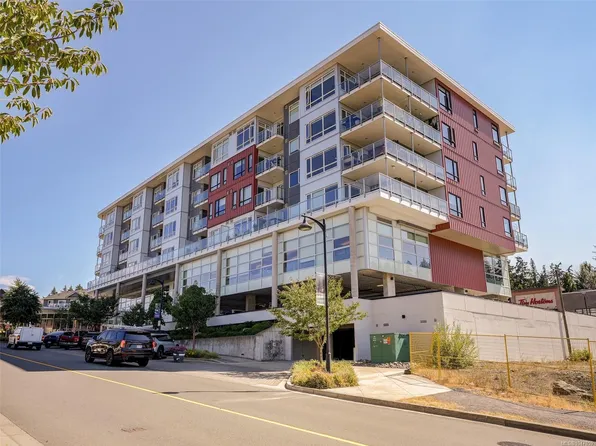 1311 Lakepoint Way #503, Langford, BC V9B 0S7