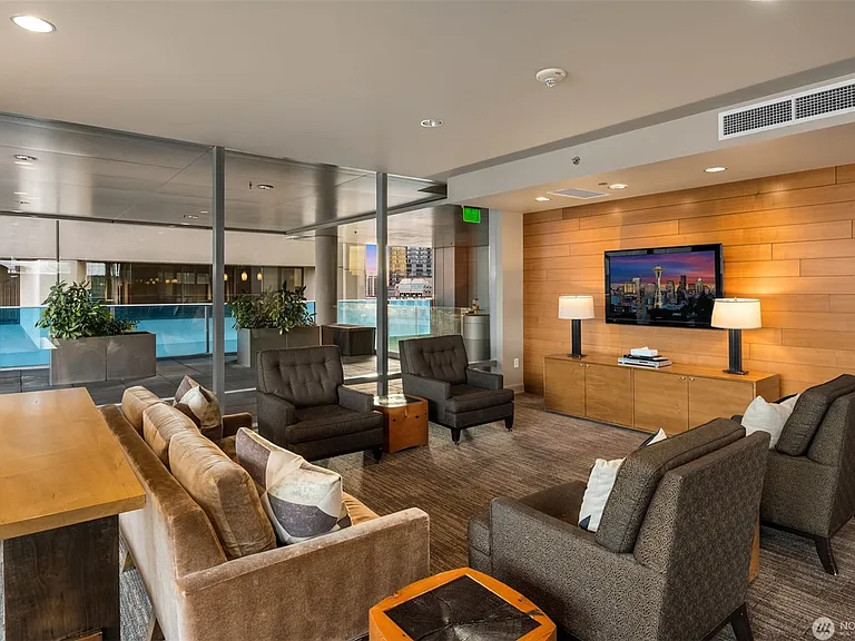 737 Olive Way #2600 — Photo 30