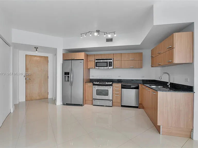 350 S Miami Ave #3702 — Photo 6