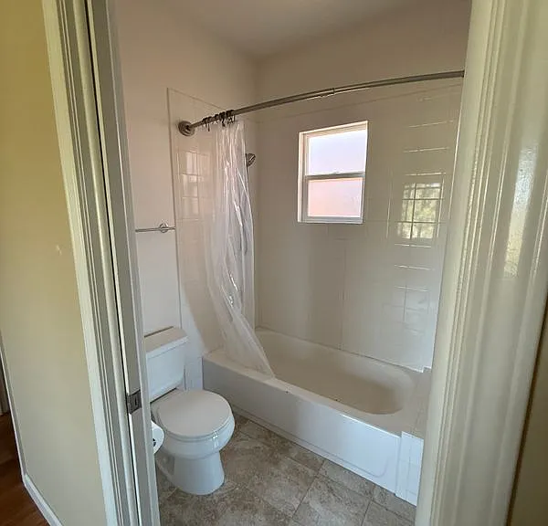1769 Los Feliz Dr #3 — Photo 17