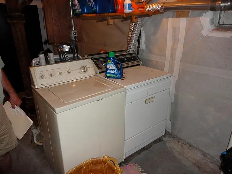8 Belmont St #2 — Photo 11