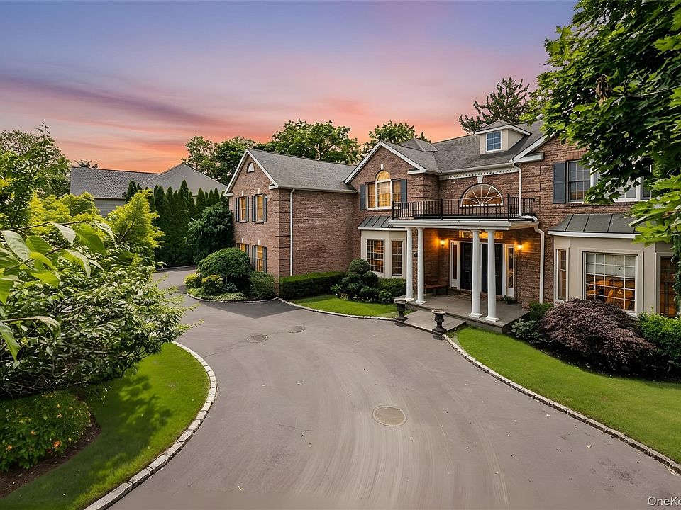 1st image of 50 Eastwoods Court