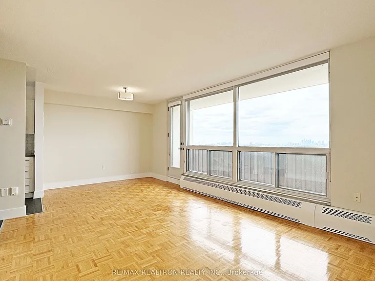 666 Spadina Ave #1415 — Photo 3
