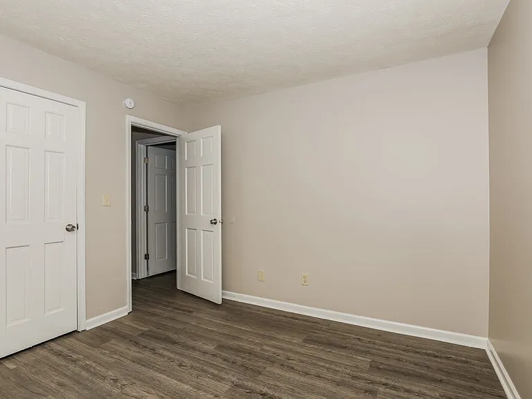 5631 Nodlehs Ct — Photo 14