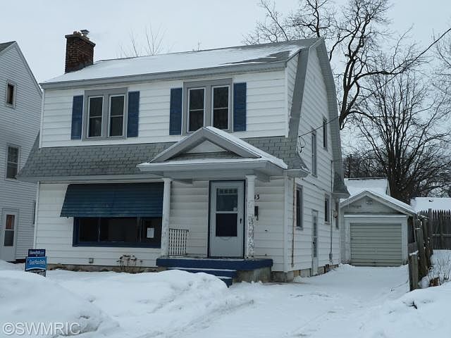 1st image of 543 Storrs St SE