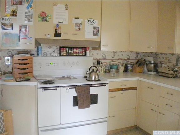 5th image of 58 Ely St