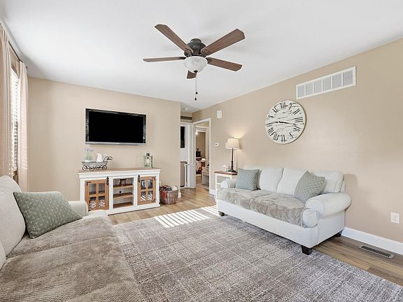4th image of 5920 9th St