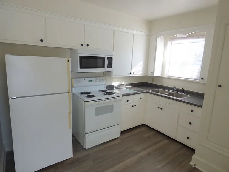 4331 Lafayette St — Photo 7