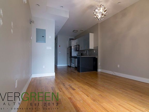 2nd image of 17 Garden St #2J