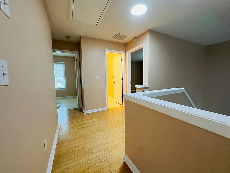 4208 Pentworth Ln NW — Photo 14