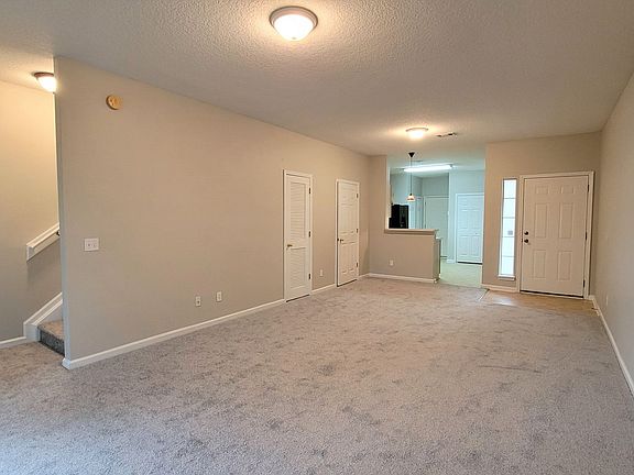 2nd image of 505 Scrub Jay Dr