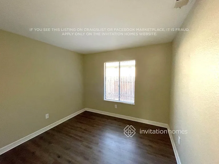 22802 Springdale Dr — Photo 9