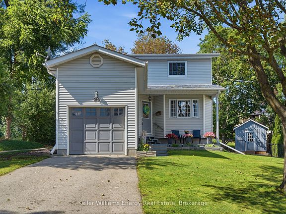 3rd image of 216 Gallagher St