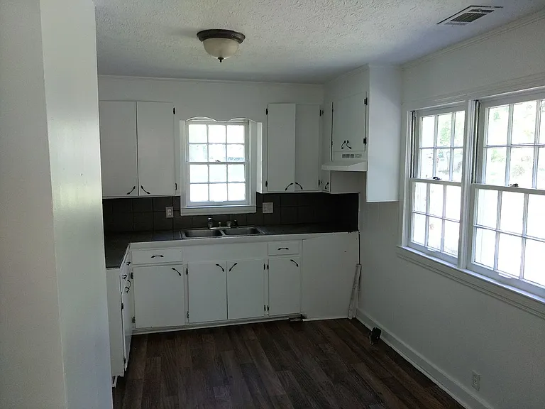 602 Bryant St — Photo 3