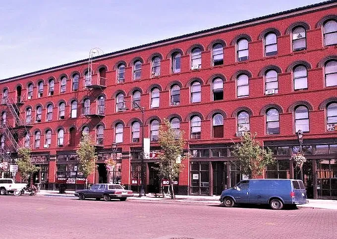 Lotus Apartments