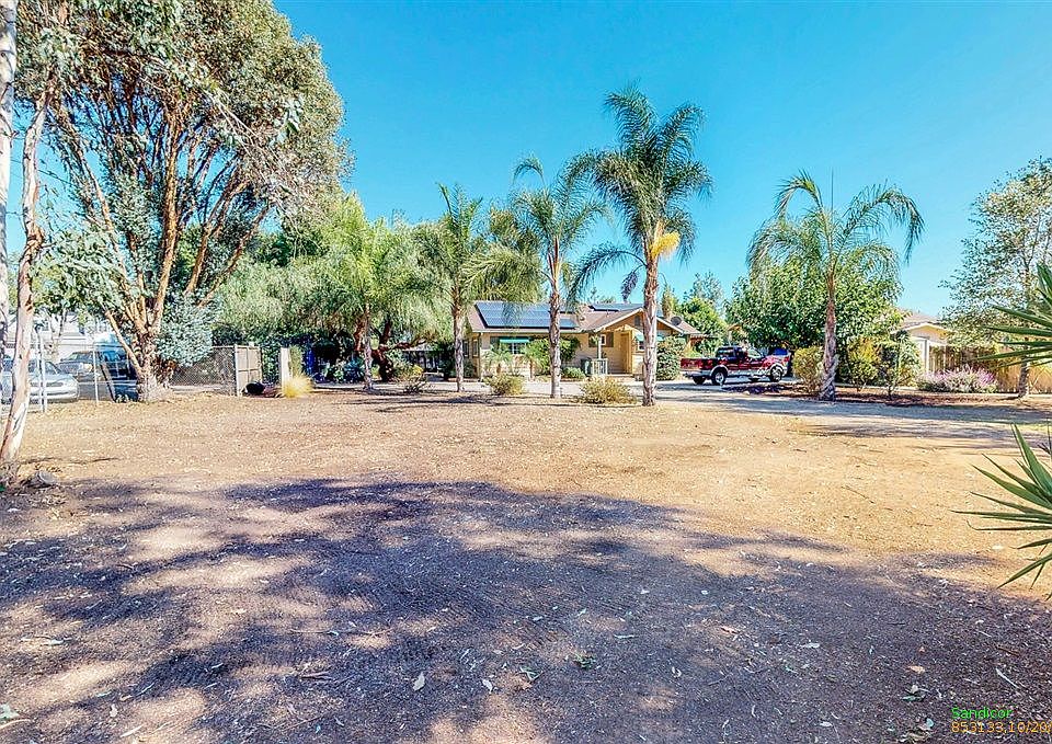 2nd image of 13535 Apache Rd