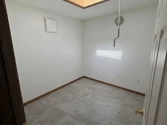 3rd image of 222-17 N Conduit Ave #2F