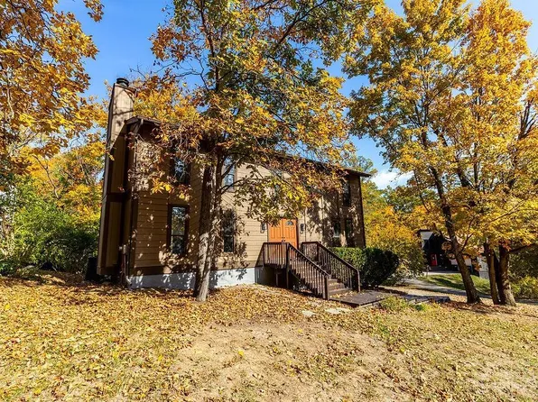 9876 Tall Timber Dr, West Chester, OH 45241