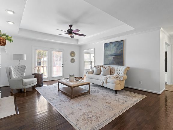 5th image of 2547 Stone Briar Dr