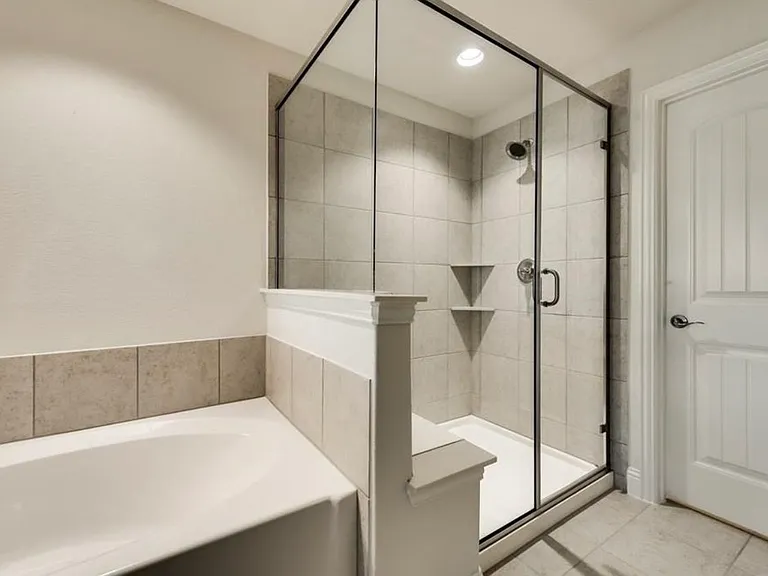 1231 Wiltshire Dr — Photo 9