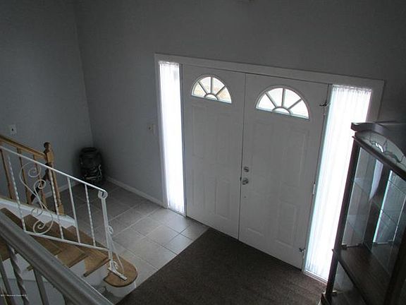4th image of 118 Sherwood Ln