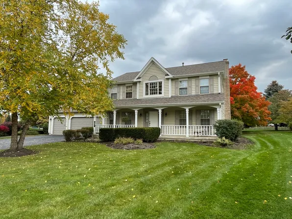 267 Big Terra Ln, Gurnee, IL 60031