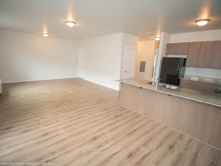 Cedar Ridge Apartments — Photo 10