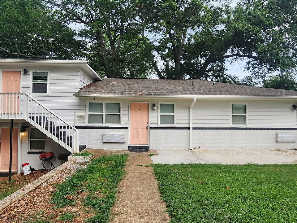 1st image of 1504 Oakwood Ave NE #2